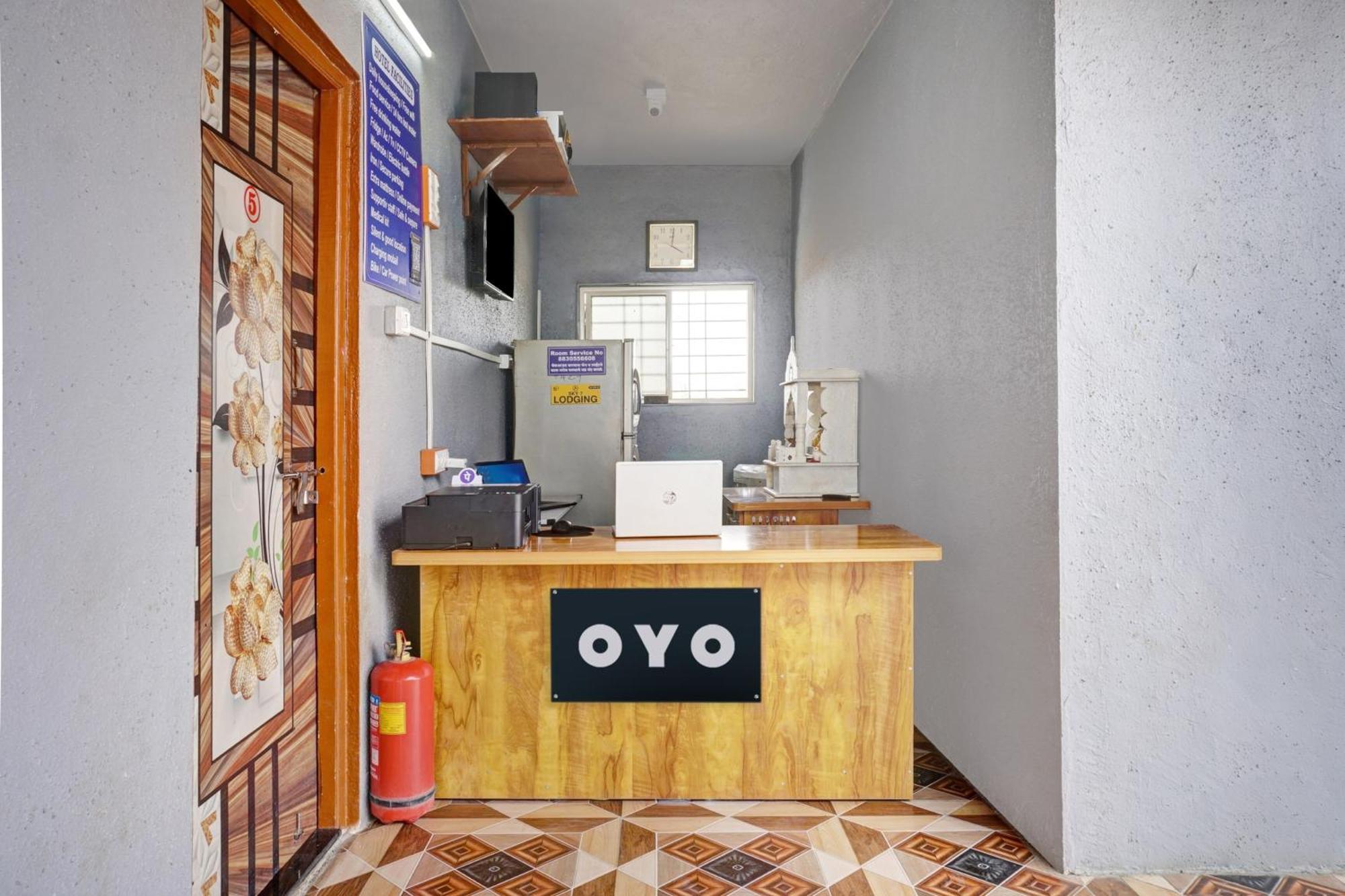 Hotel O Sky 7 Lodge Pimpalwandi Εξωτερικό φωτογραφία
