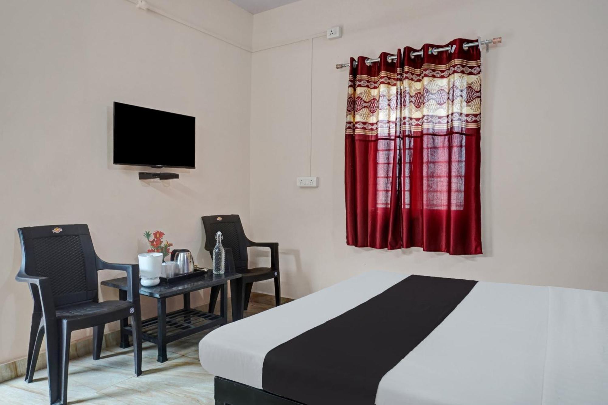 Hotel O Sky 7 Lodge Pimpalwandi Εξωτερικό φωτογραφία